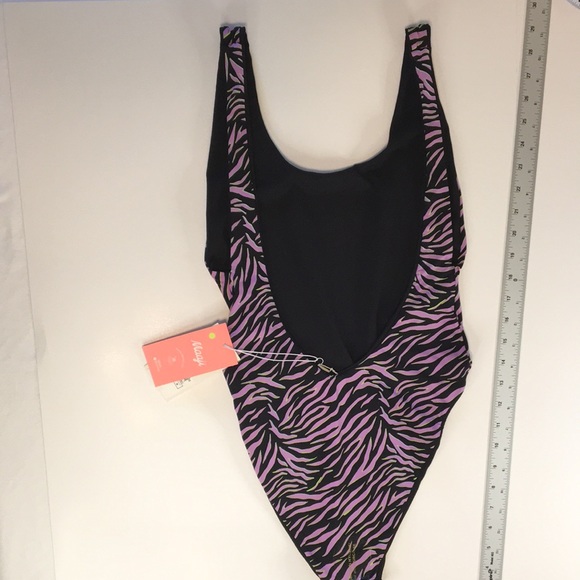 Maaji - One Piece Reversible Swimsuit - Medium - Picture 10 of 16